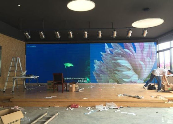 SMD P5 Frontowy wyświetlacz LED Ściana serwisowa 1R1G1B Kolorowy ekran wewnętrzny LED wideo