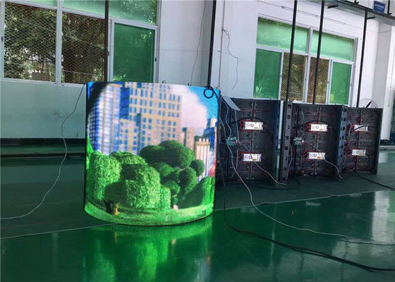 Elastyczny ekran kurtynowy LED o wysokim kontraście 10 mm pikseli Wyświetlacz 360 LED w pełnym kolorze