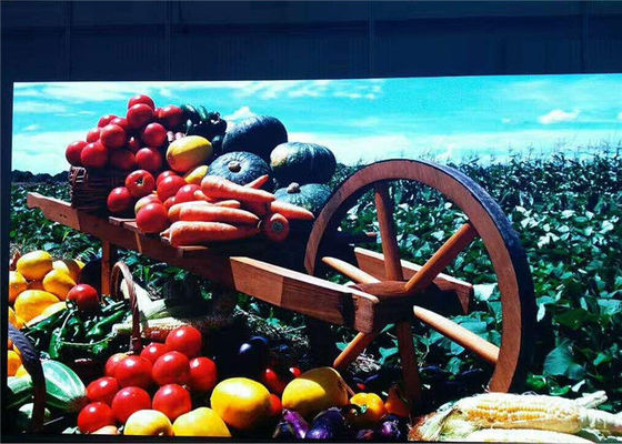 Energooszczędny wyświetlacz LED o małych pikselach, montowany na ścianie, z odświeżaniem 3840 Hz