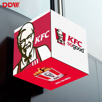Zewnętrzny wodoodporny ekran reklamowy LED Cube, wyświetlacz LED P2.5 Pixel